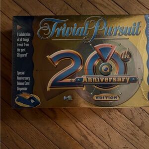 Trivial Pursuit 20th Anniversary Edition Board Game - Gold & Blue Box
